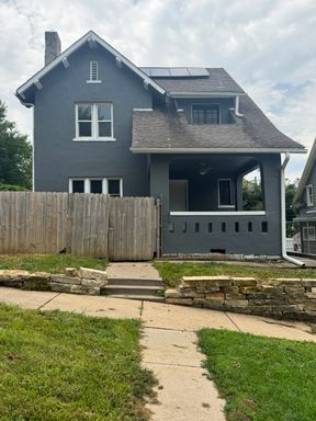 Spacious 4-Bedroom Pet-Friendly – photo 1