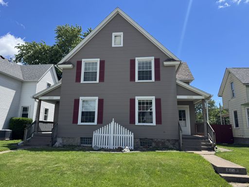 Bight and charming two-bedroom unit! – photo 1