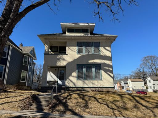Cozy & Affordable 1-Bedroom Apartment in Davenport-Only $600/Month!