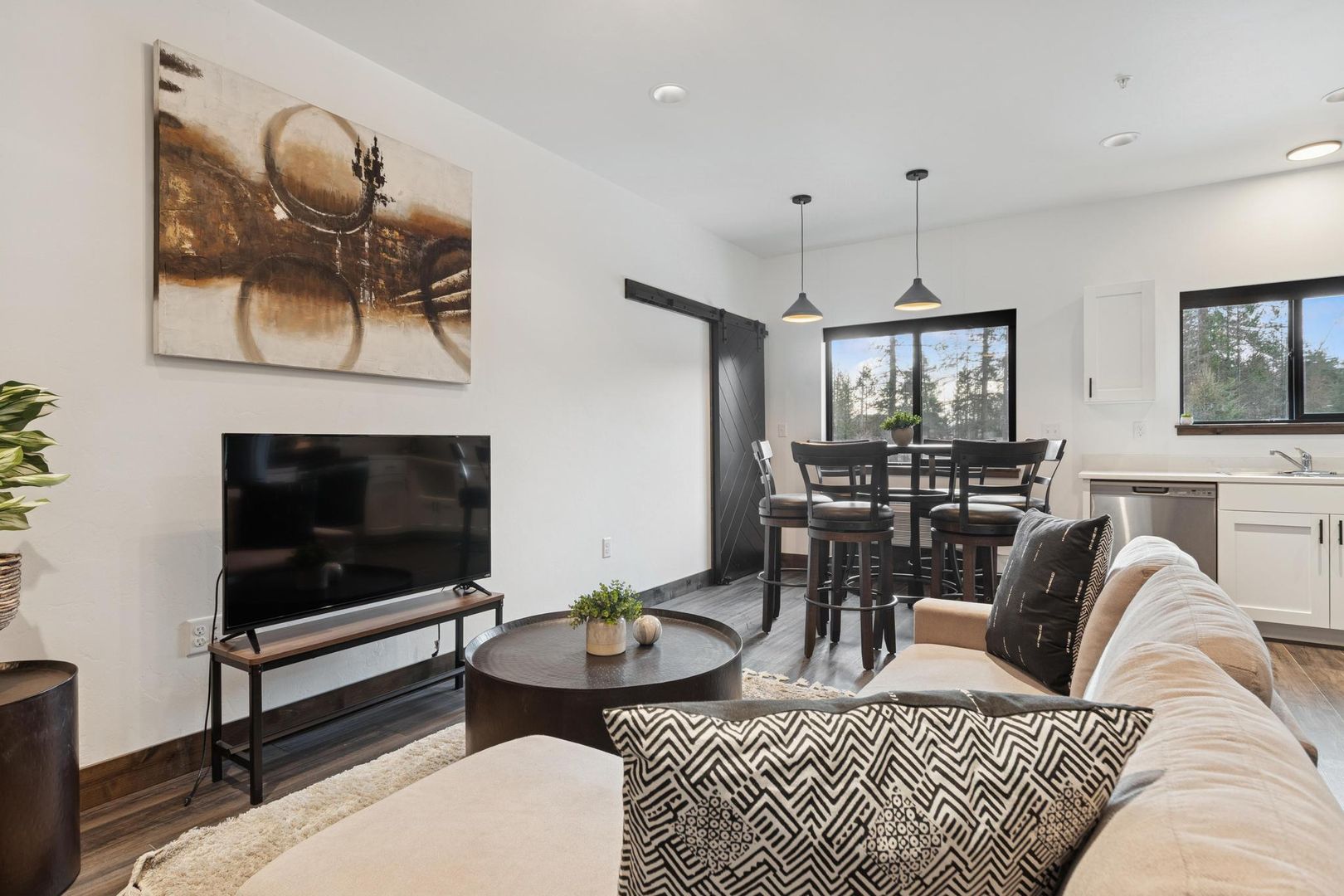 Whitefish Apartment: Wildcat Way