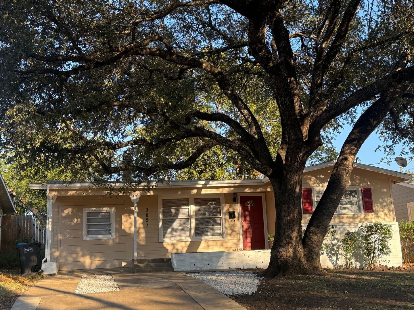 Fort Worth House: 3057 Tex Blvd