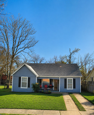 Single-Family Home In Handley. – photo 1