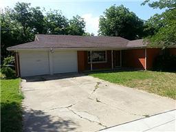 Fort Worth House: 5225 Greene Ave