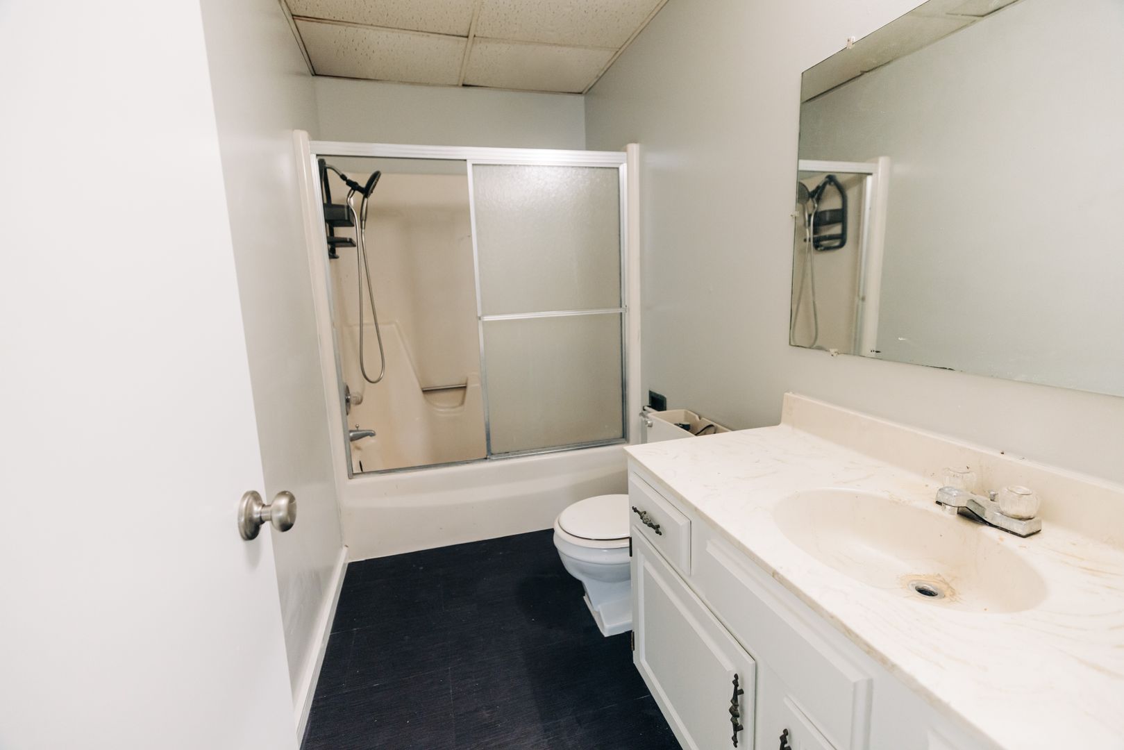 Yates Center Apartment: 100 N Green St