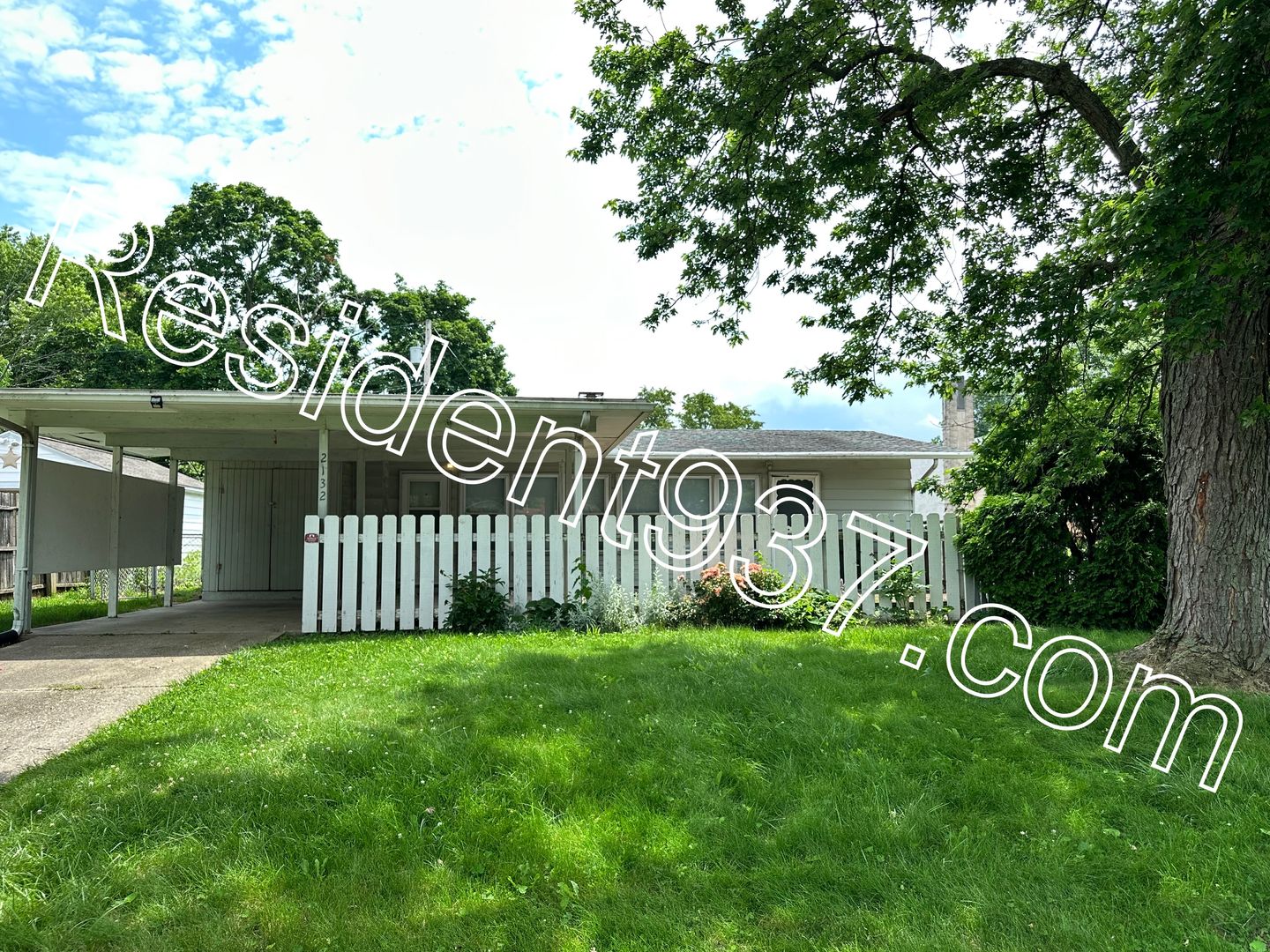 Dayton House: 2132 Colton Drive