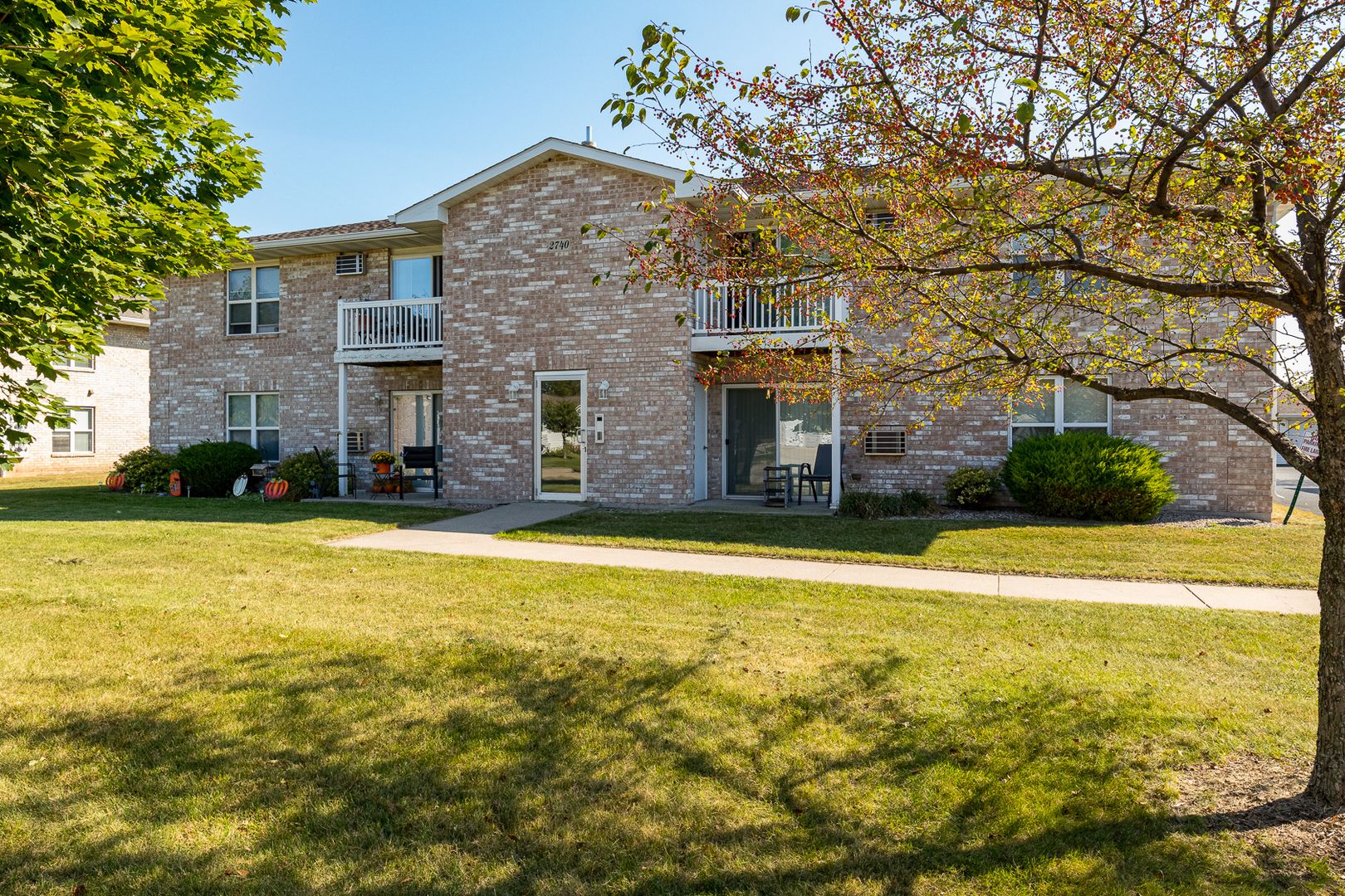 Oshkosh Apartment: 2730 - 2790 Minerva Street