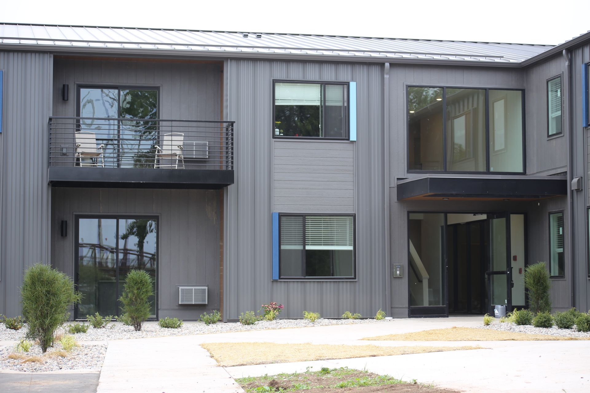 Oshkosh Apartment: 450 W 4th Avenue