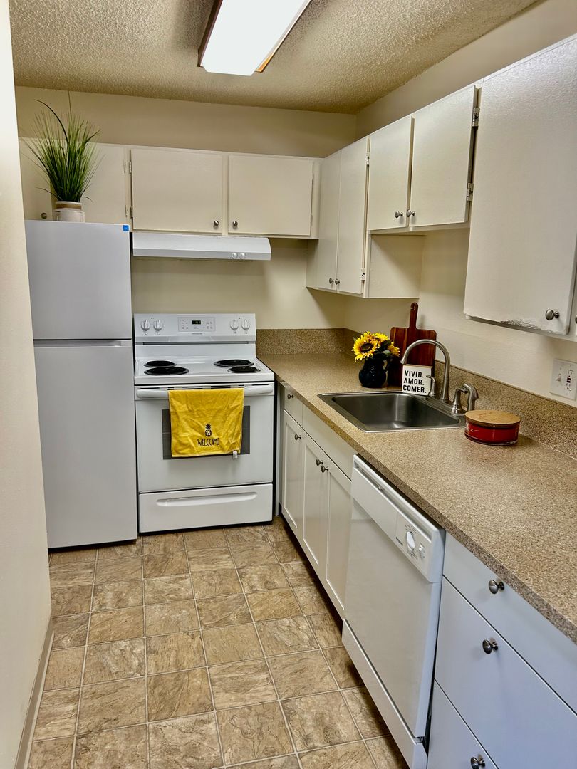 Beaverton Apartment: 5870 SW Murray Blvd
