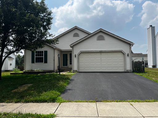 3 bedroom, 2 bathroom single story home in Pickerington