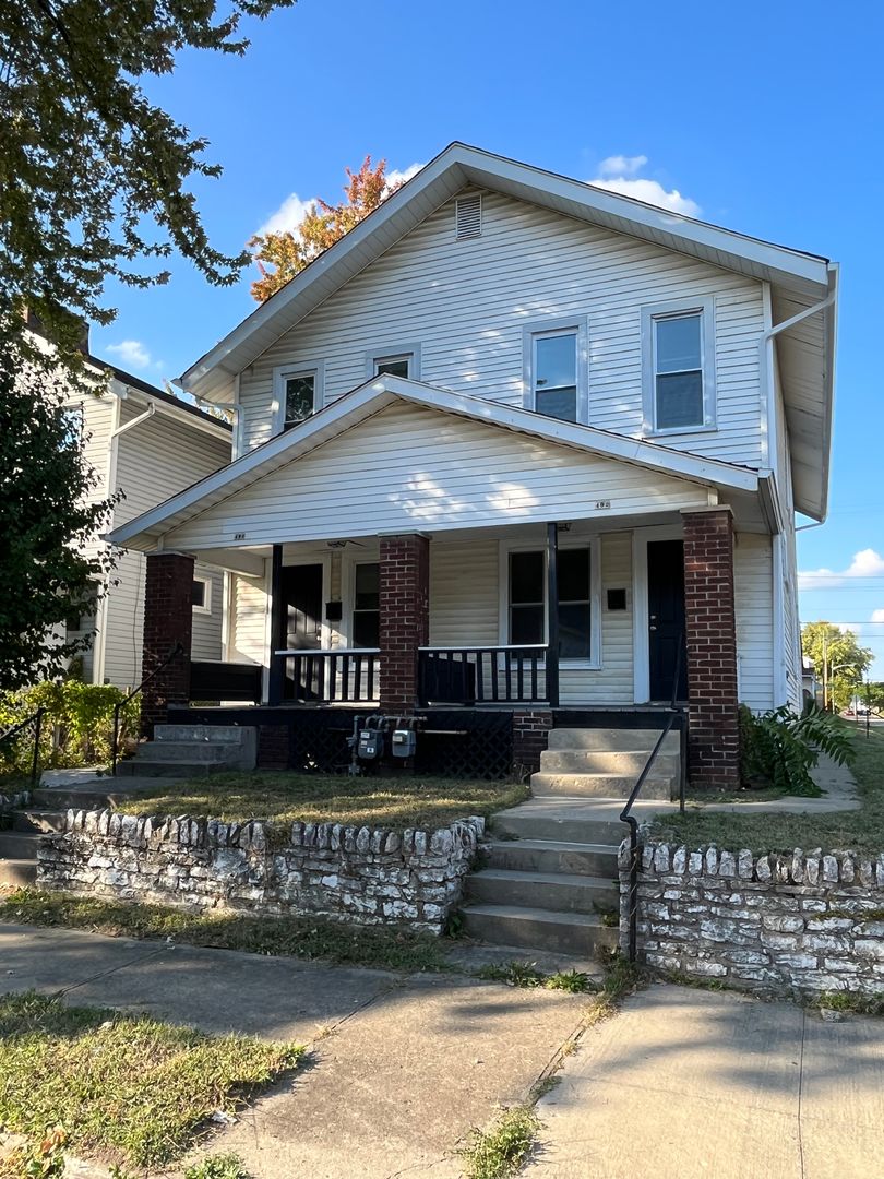 Columbus Apartment: 490-492 E Jenkins Ave