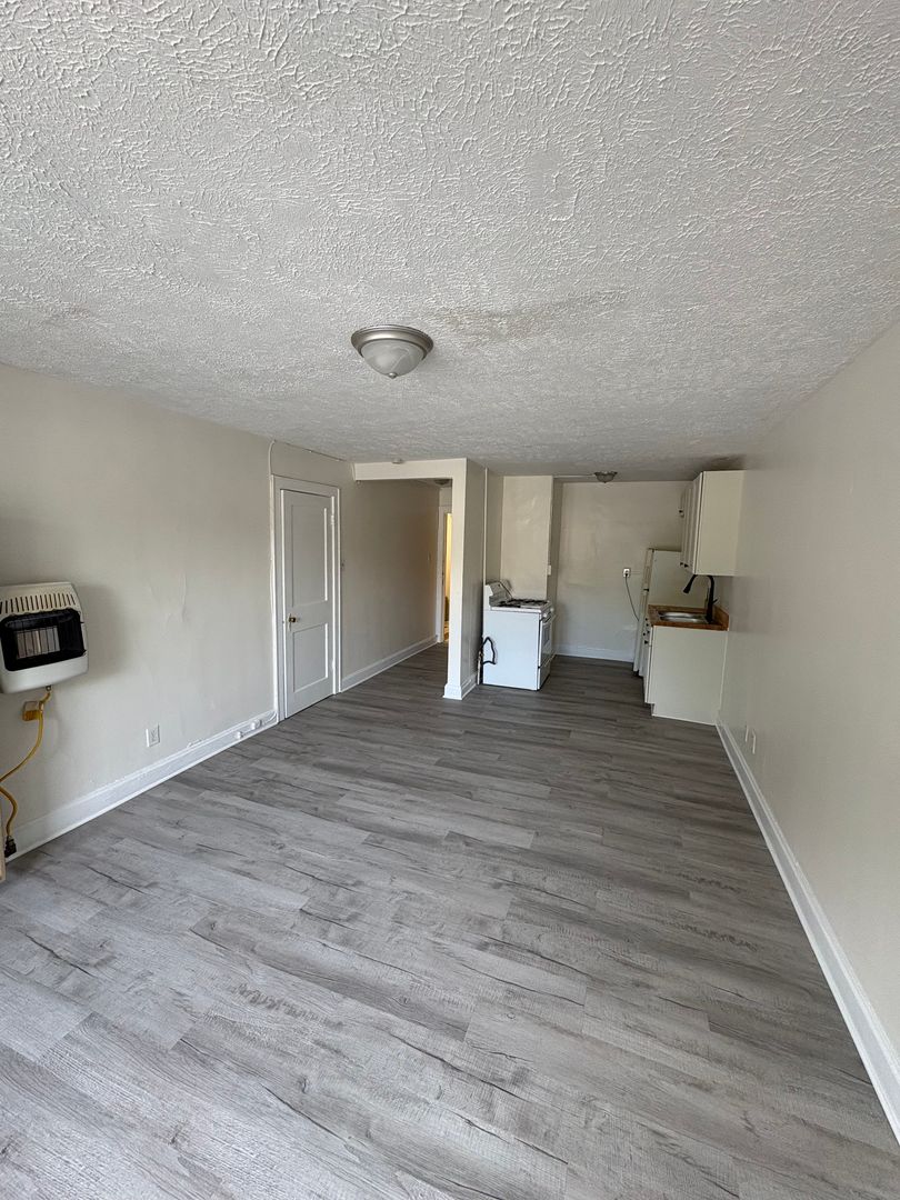 Columbus Apartment: 1008 Parsons Ave.
