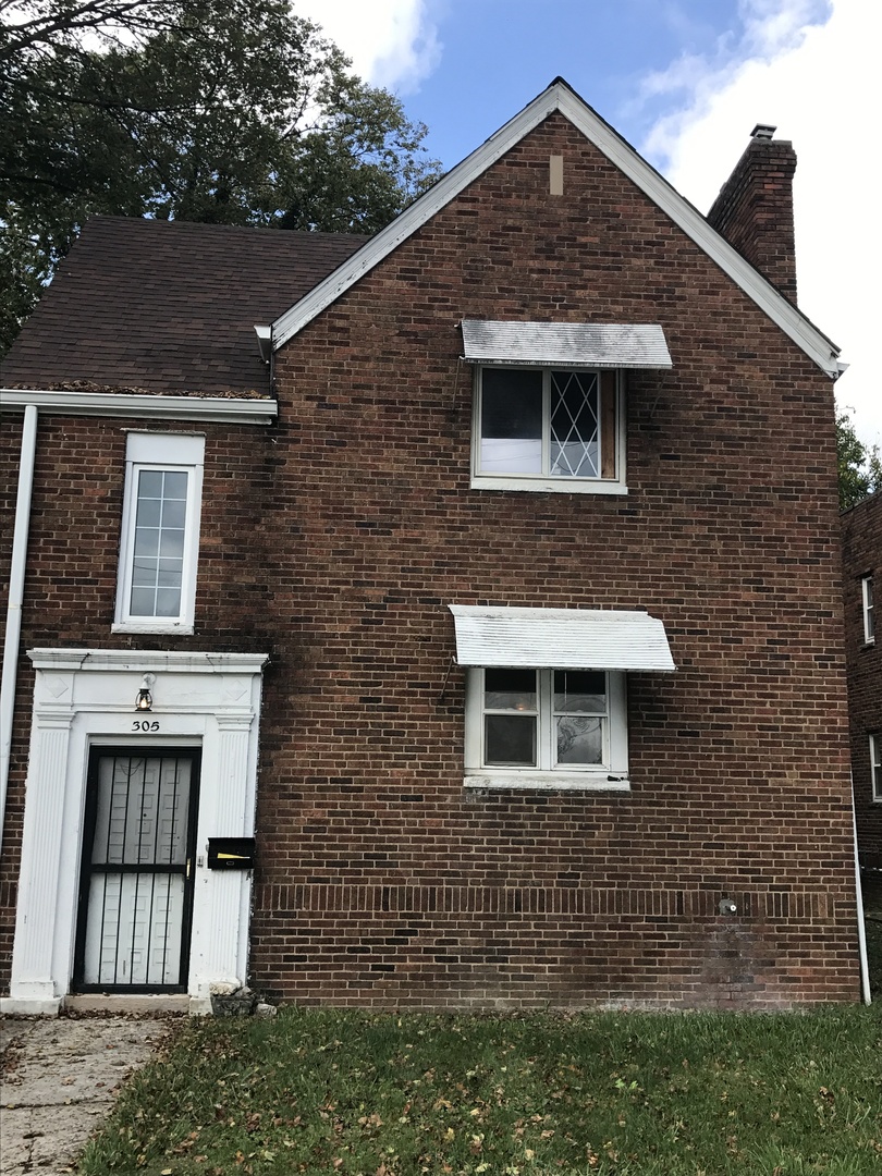 Columbus Apartment: 305 Woodland Avenue