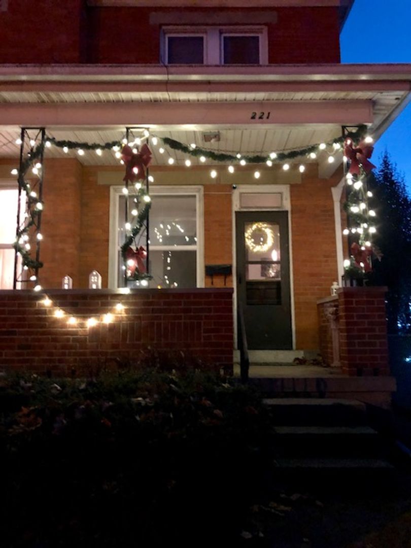 Columbus Apartment: 221-223 E Whittier Street