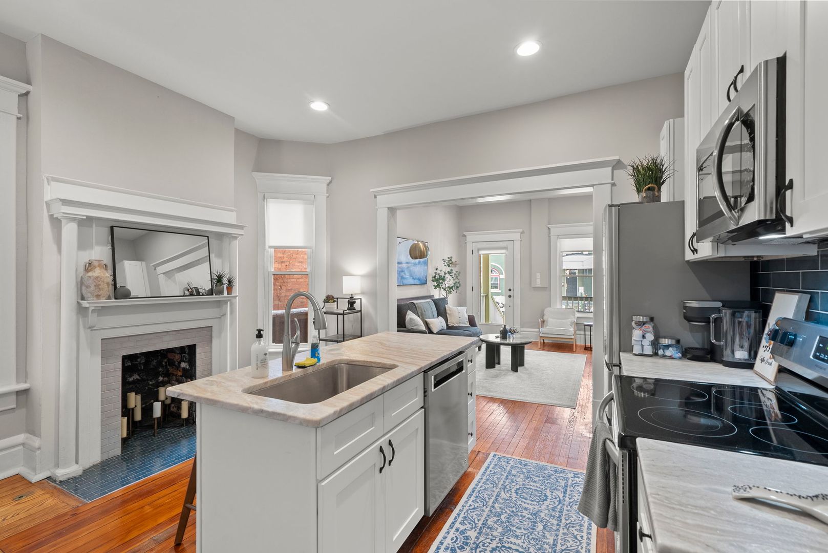 Columbus Townhome: 173 S 18th St