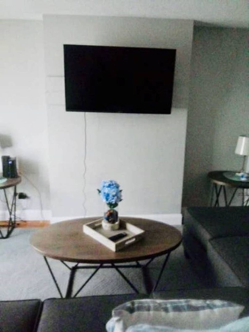 Columbus Apartment: 117-119 E Innis Avenue