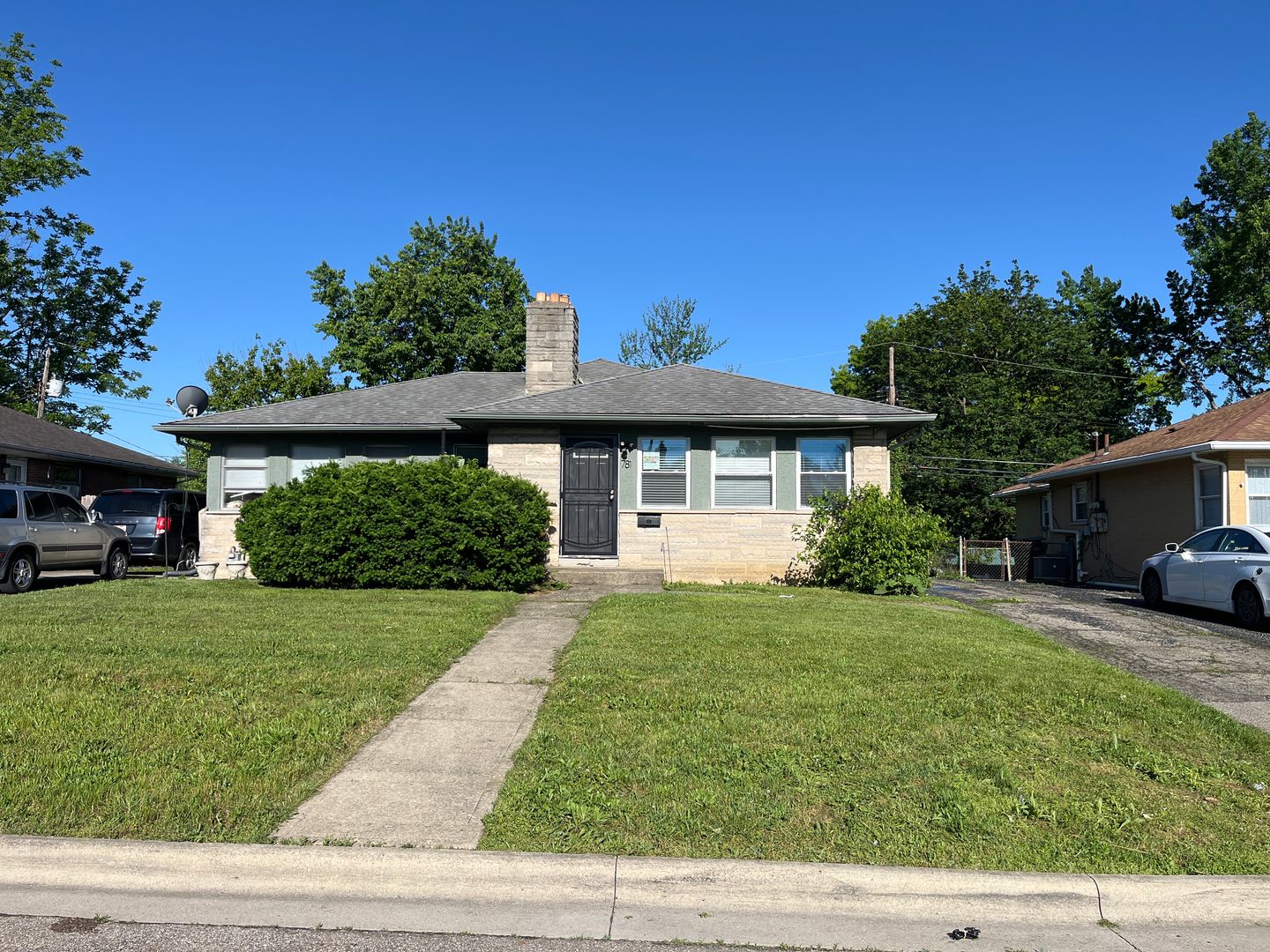 Columbus Apartment: 781-783 S Kellner Rd