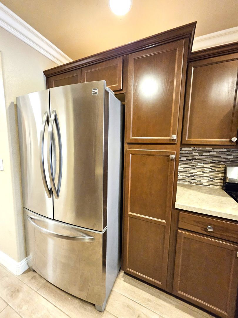 Winthrop Place, 432 7 of 12