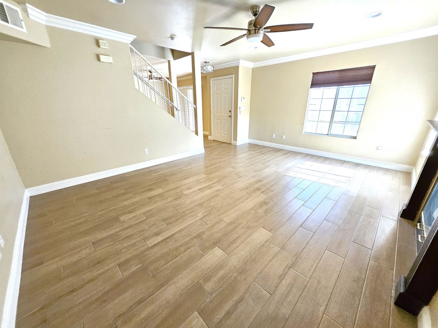 Winthrop Place, 432 3 of 12