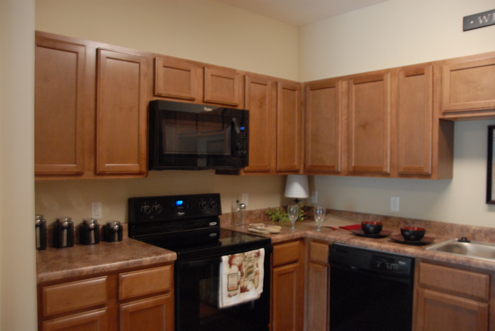 Joplin Apartment: 404 N Cattleman Drive