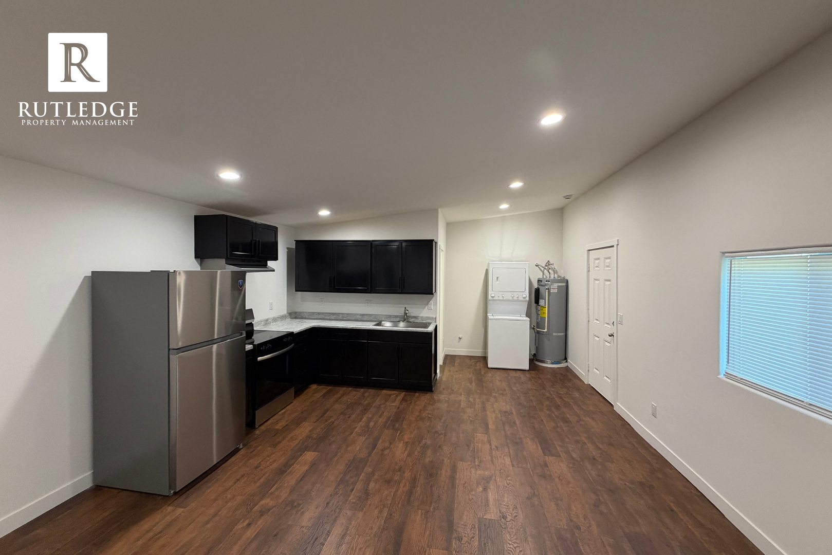 747 Dakota Ave 6 of 7