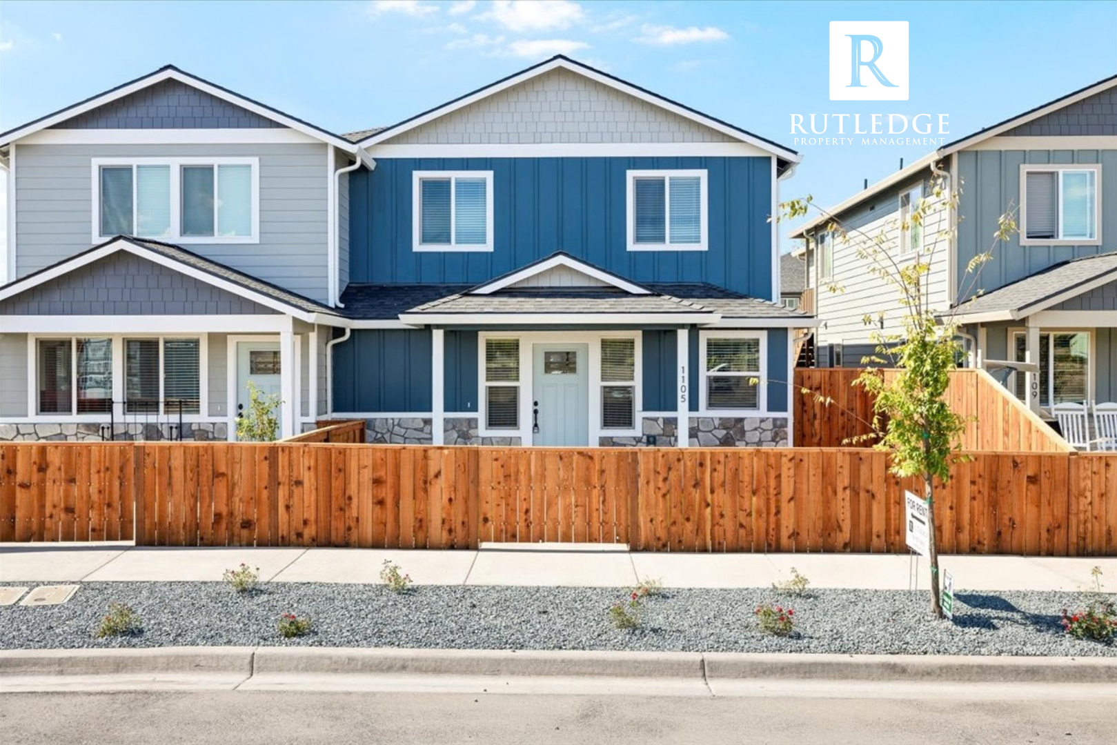 Central Point House: 1105 Annalise St
