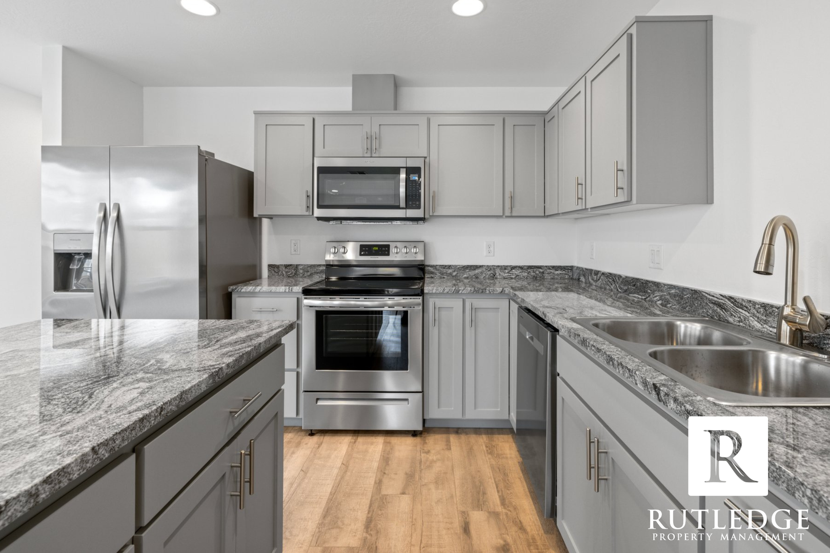 Medford House: 354 Beechwood Way