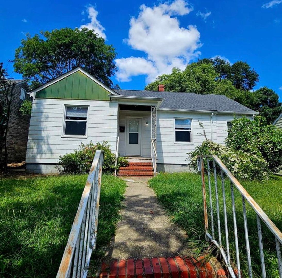 Richmond House: 1302 Carlisle ave