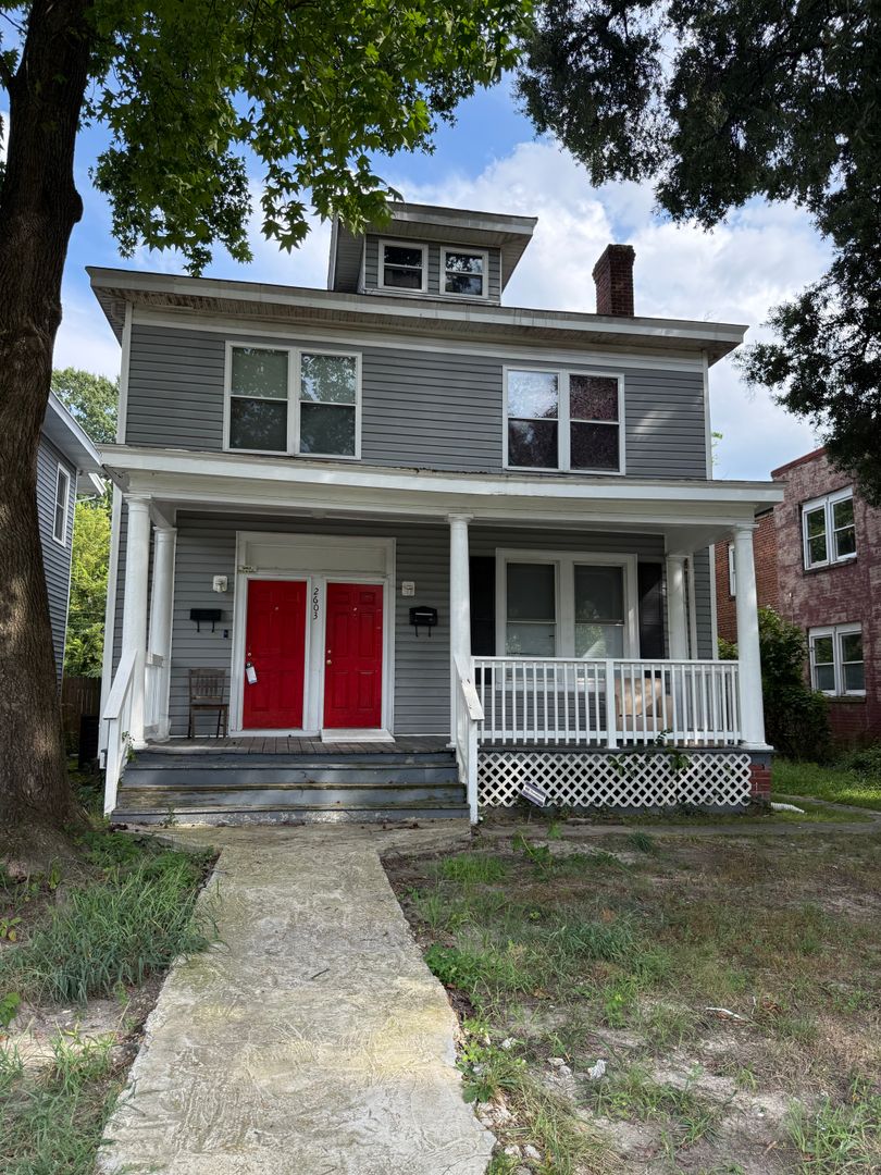 Richmond Apartment: 2603 2nd Ave