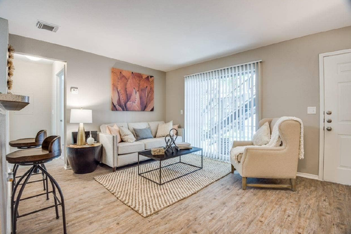 29807 Tomball Pkwy, TOMBALL, TX 77375