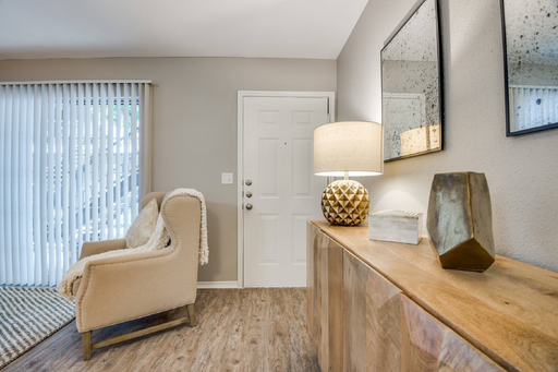 29807 Tomball Pkwy, TOMBALL, TX 77375