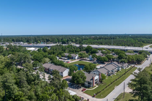 29807 Tomball Pkwy, TOMBALL, TX 77375