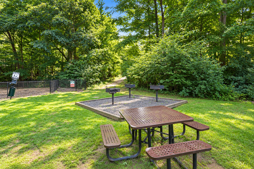 723 Town Colony Drive, MIDDLETOWN, CT 06457