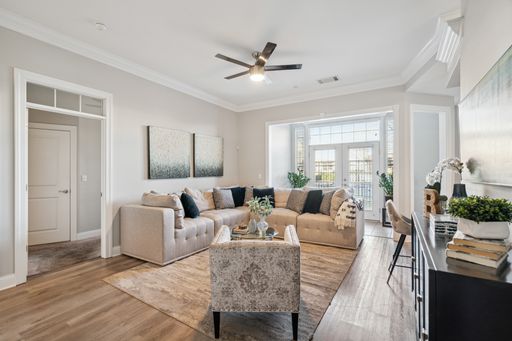 2 Bed | 1 Bath | 1012 sq ft – photo 1