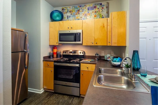 16350 Ella Blvd #913, Houston, TX 77090