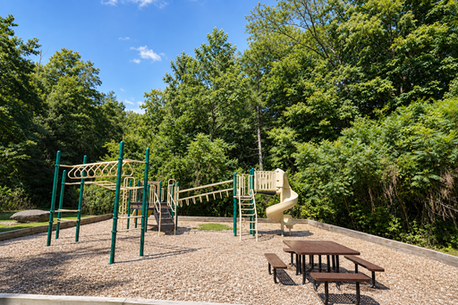 331 Town Colony Drive, MIDDLETOWN, CT 06457