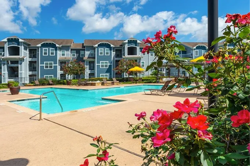 16350 Ella Blvd #611, Houston, TX 77090