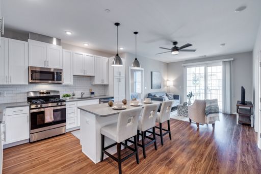 Tulip | A1 | 1 Bed 1 Bath | 710 sq ft