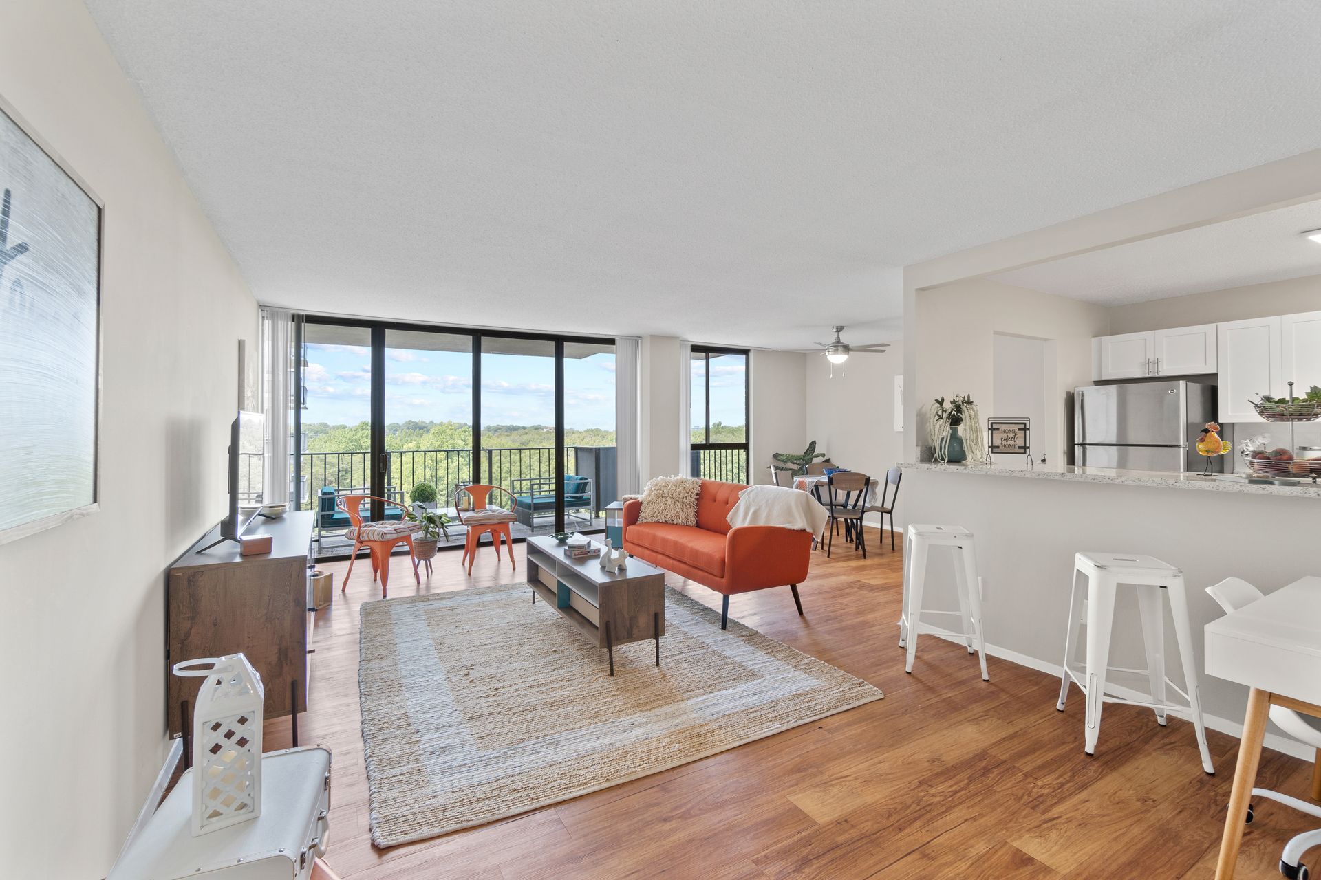 College Park Apartment: 6200 Westchester Park Dr