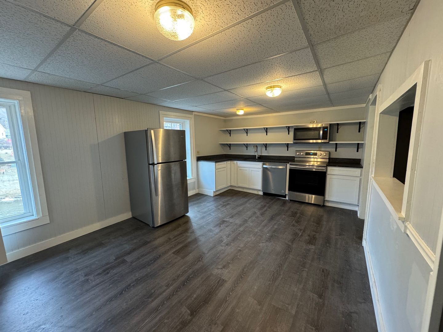 Springfield Apartment: 11 Park St