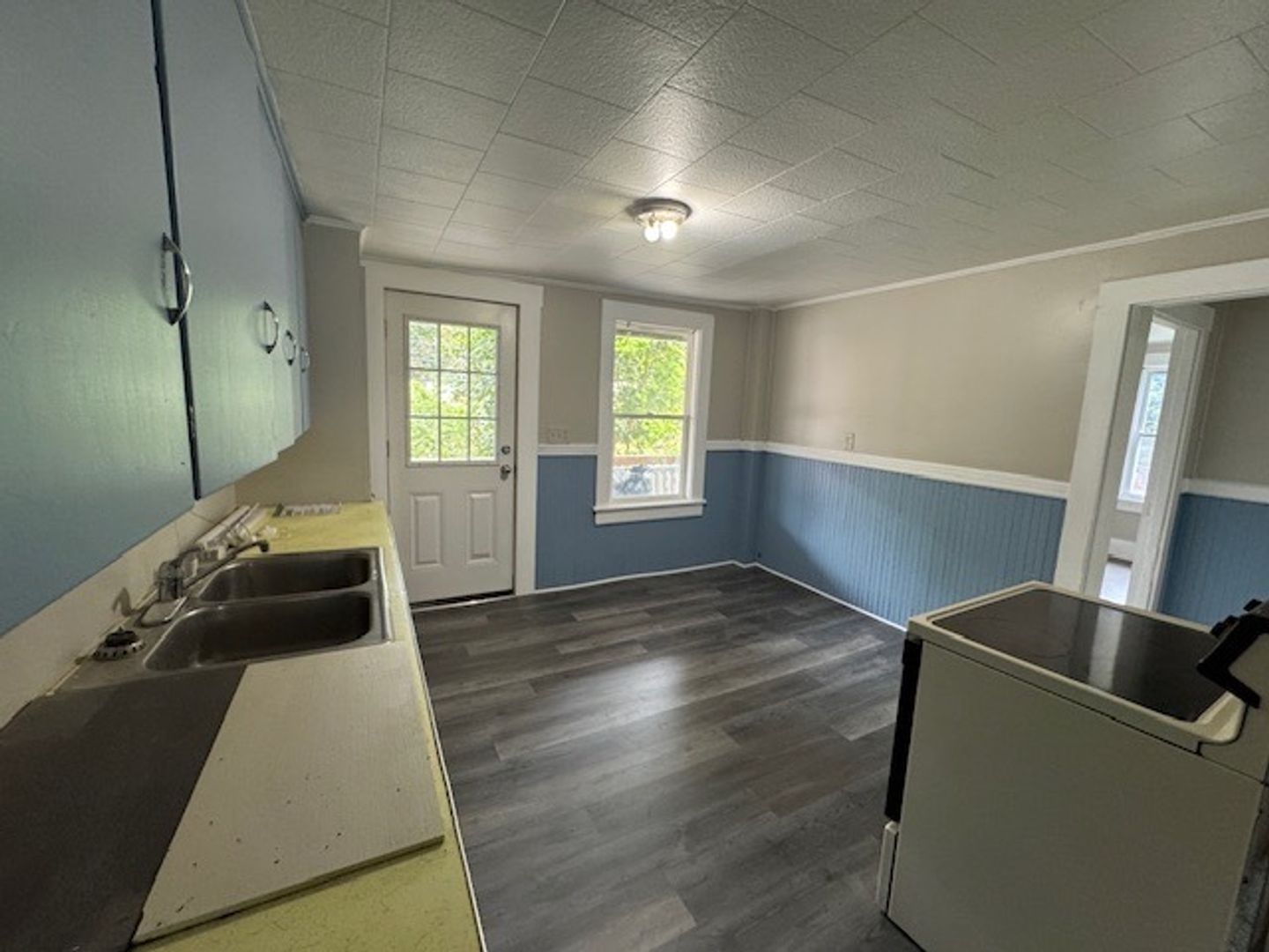 Newport Apartment: 17 Sullivan Street