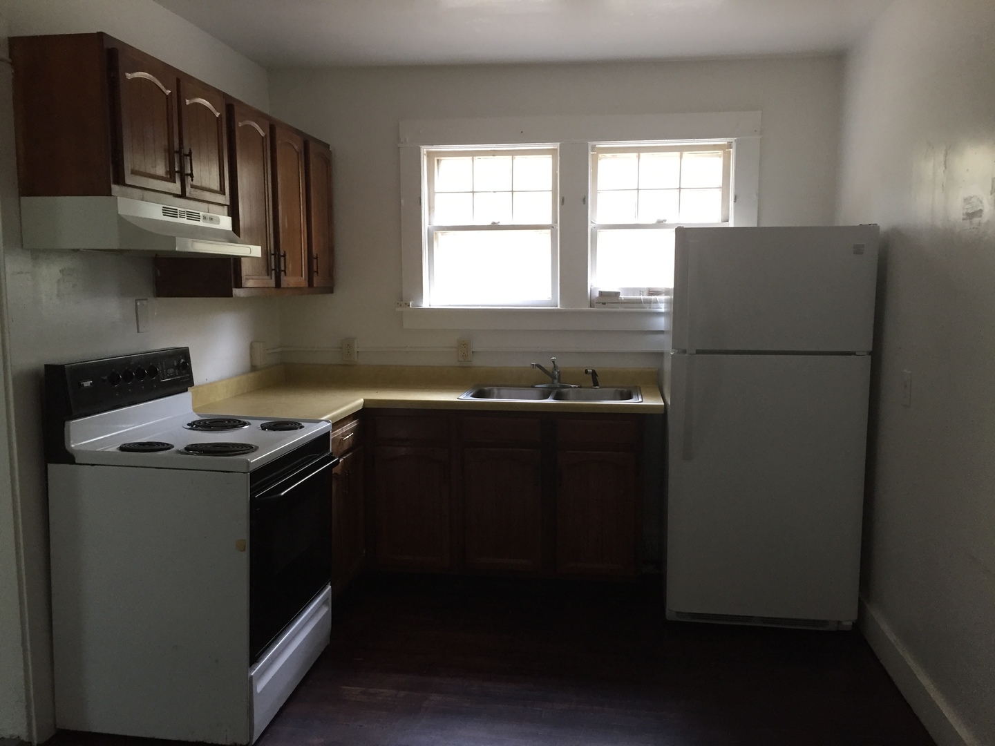 Claremont Apartment: 12 Wall St