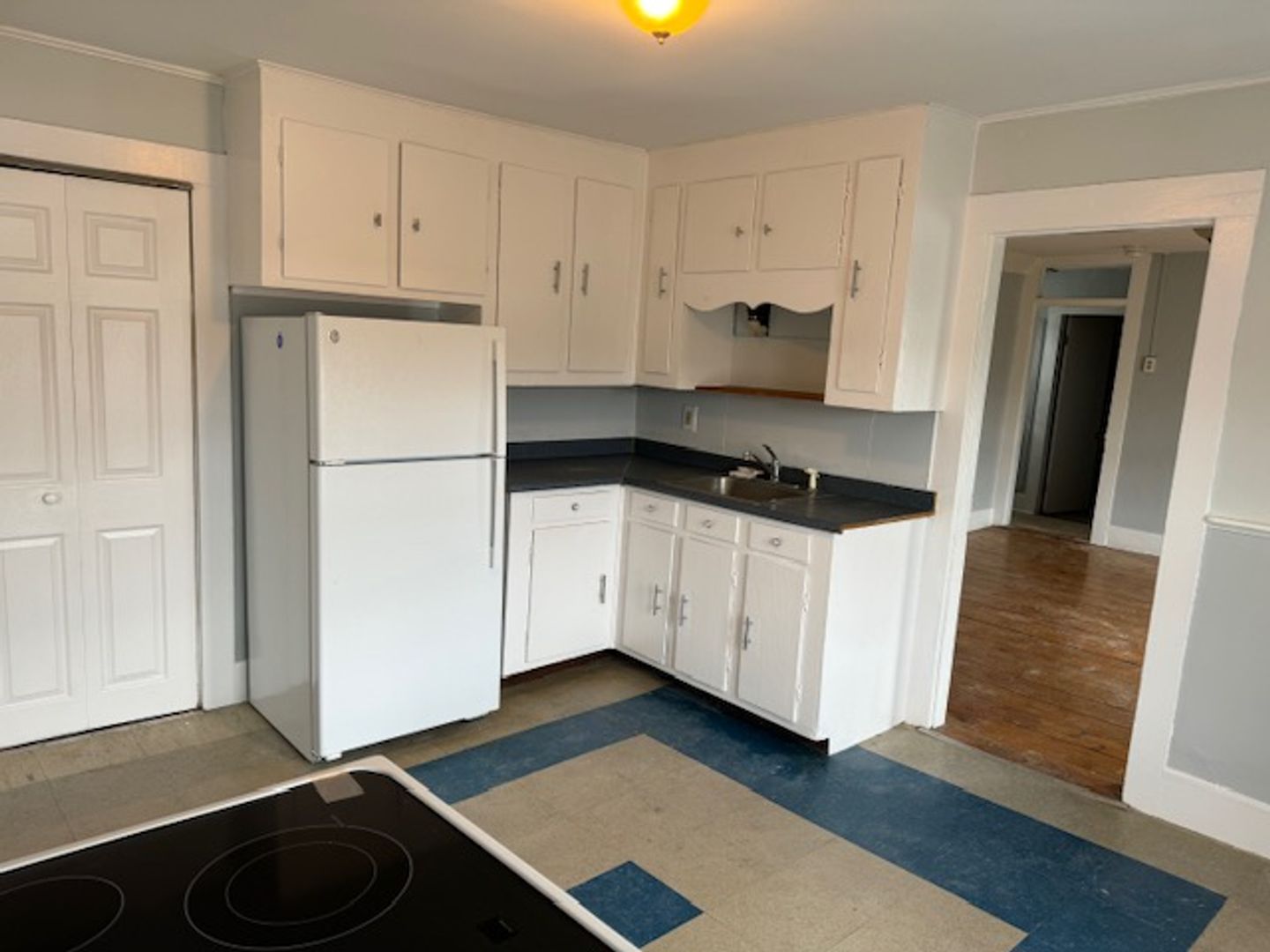 Newport Apartment: 22 West St