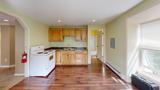 Upper Floor 1-bedroom – All Utilities Included! (CURRENTLY UNDER CONTRACT)
