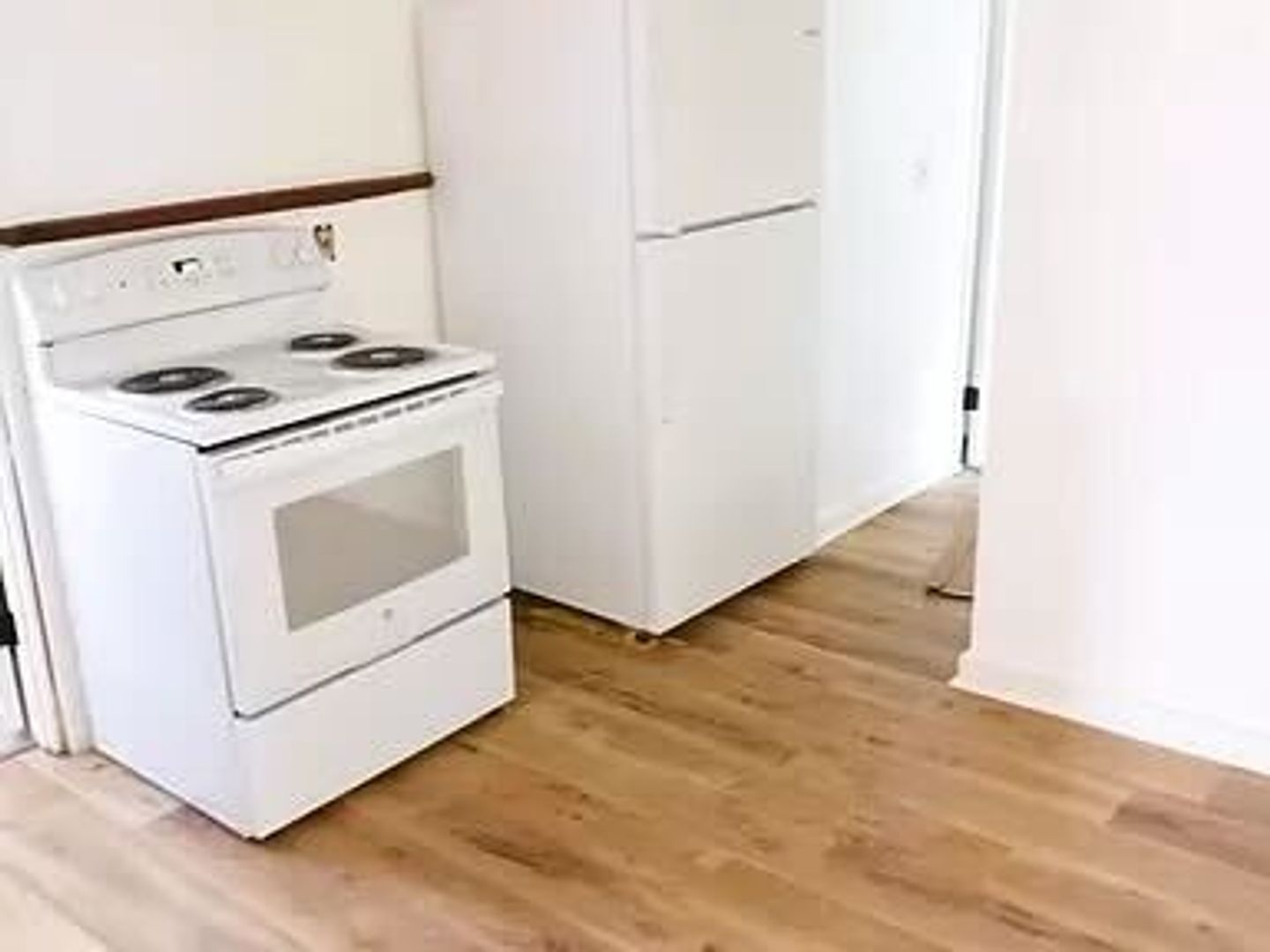 Claremont Apartment: 47 South Street