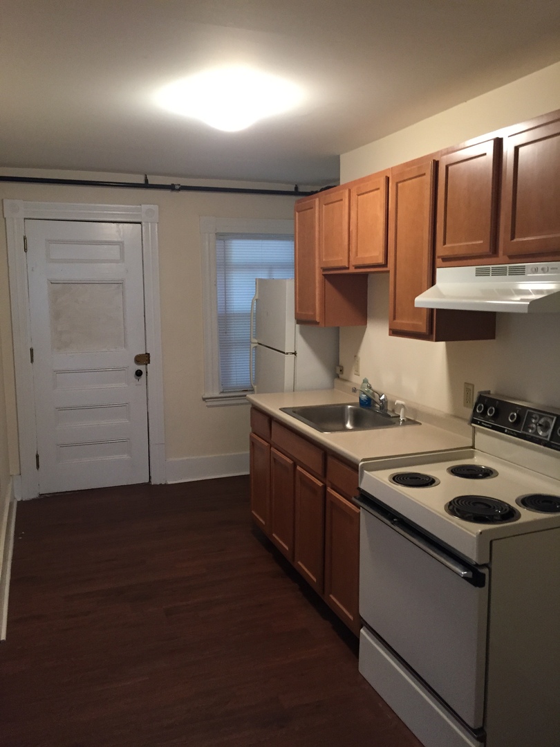 Springfield Apartment: 30 Main St