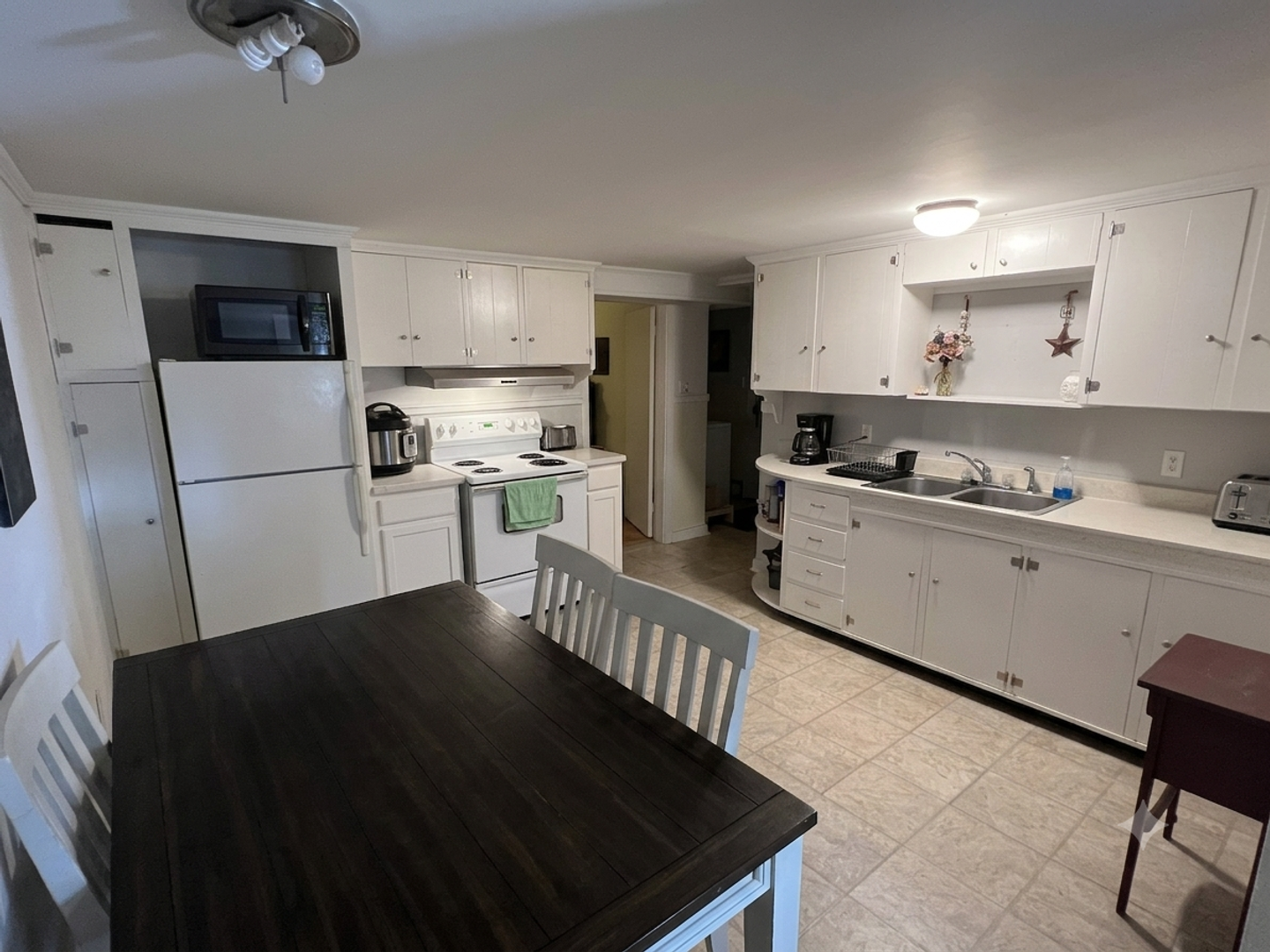 Claremont Apartment: 25 Park Avenue