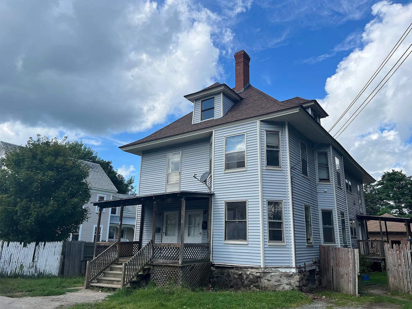 Newport Apartment: 29 Court Street