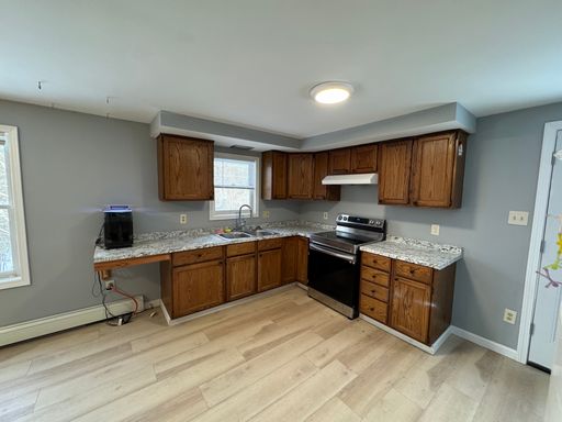 Newly Refinished 2 Bedroom