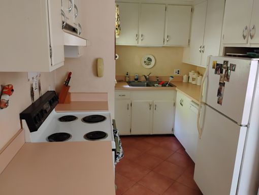Spacious Furnished 3-4 Bedroom Home Near Dartmouth