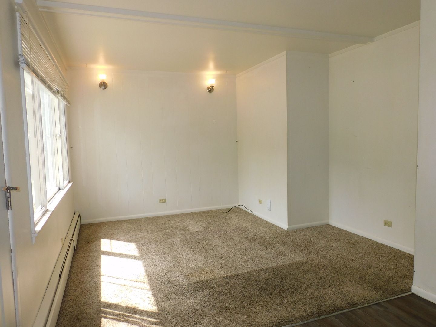 Appleton Apartment: 2221 Ballard Rd